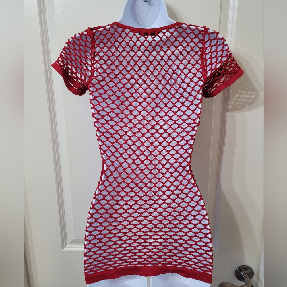 RED FISHNET - Picture 3 of 4
